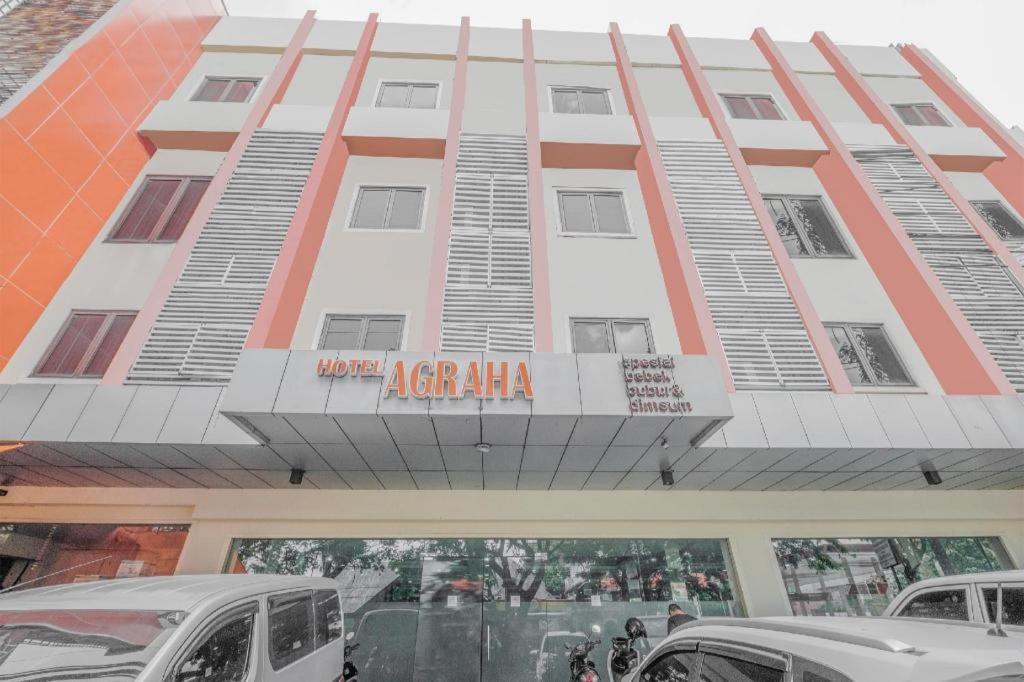 Hotel Agraha Makassar Bagian luar foto