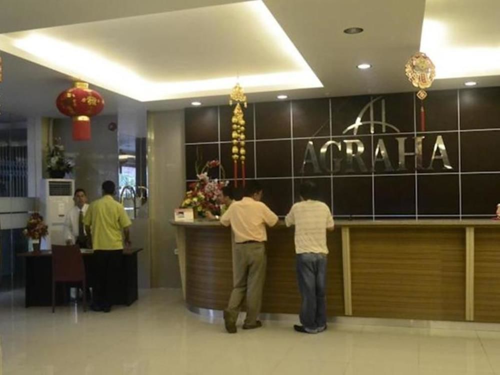 Hotel Agraha Makassar Bagian luar foto