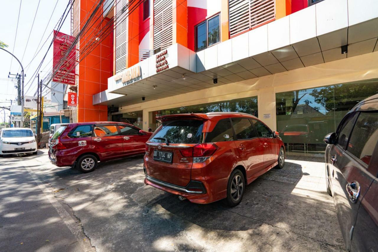 Hotel Agraha Makassar Bagian luar foto