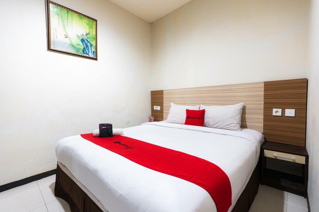 Hotel Agraha Makassar Bagian luar foto