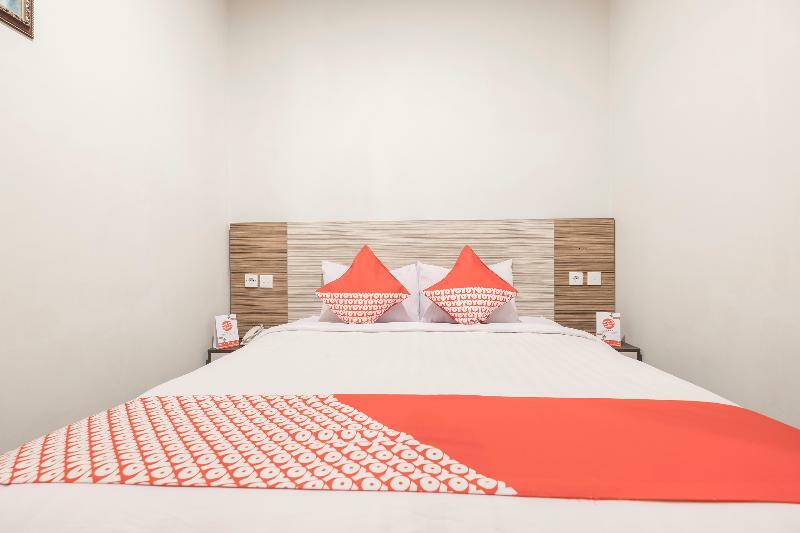 Hotel Agraha Makassar Bagian luar foto
