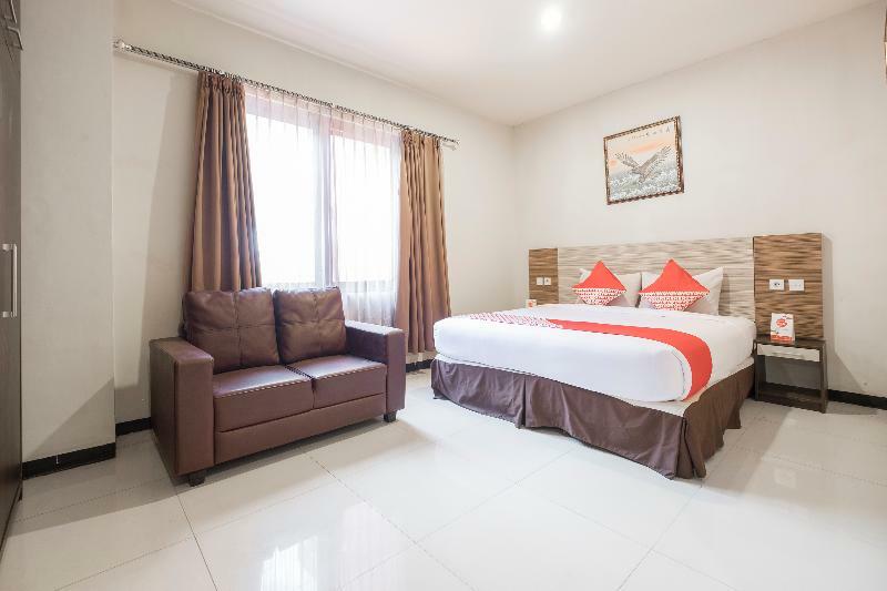 Hotel Agraha Makassar Bagian luar foto